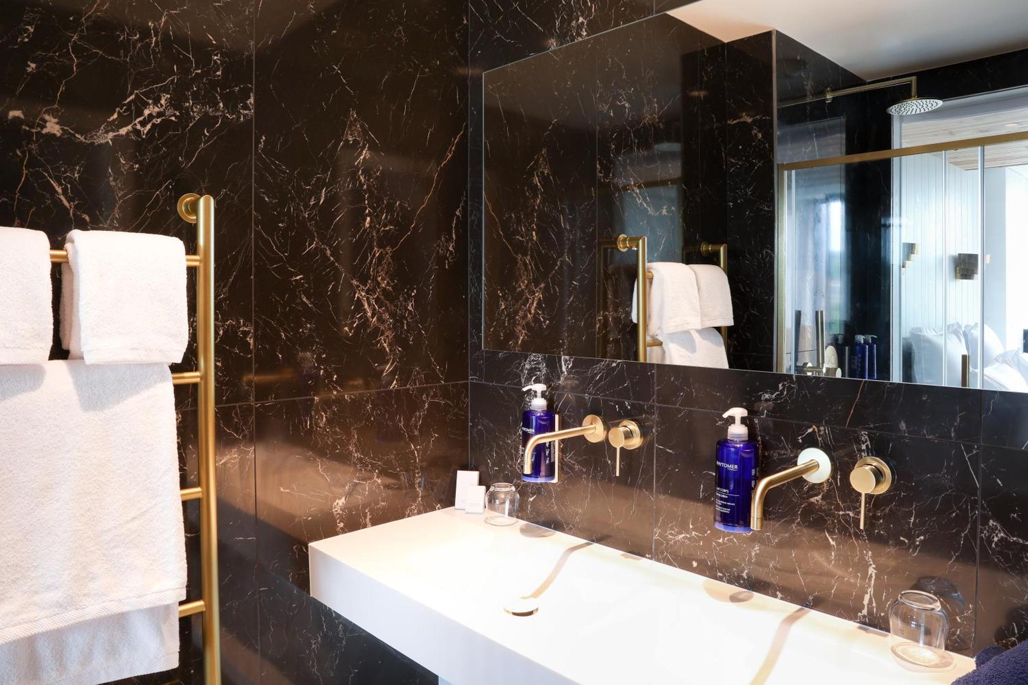 Les Vagues Hotel & Spa Аркашон Экстерьер фото